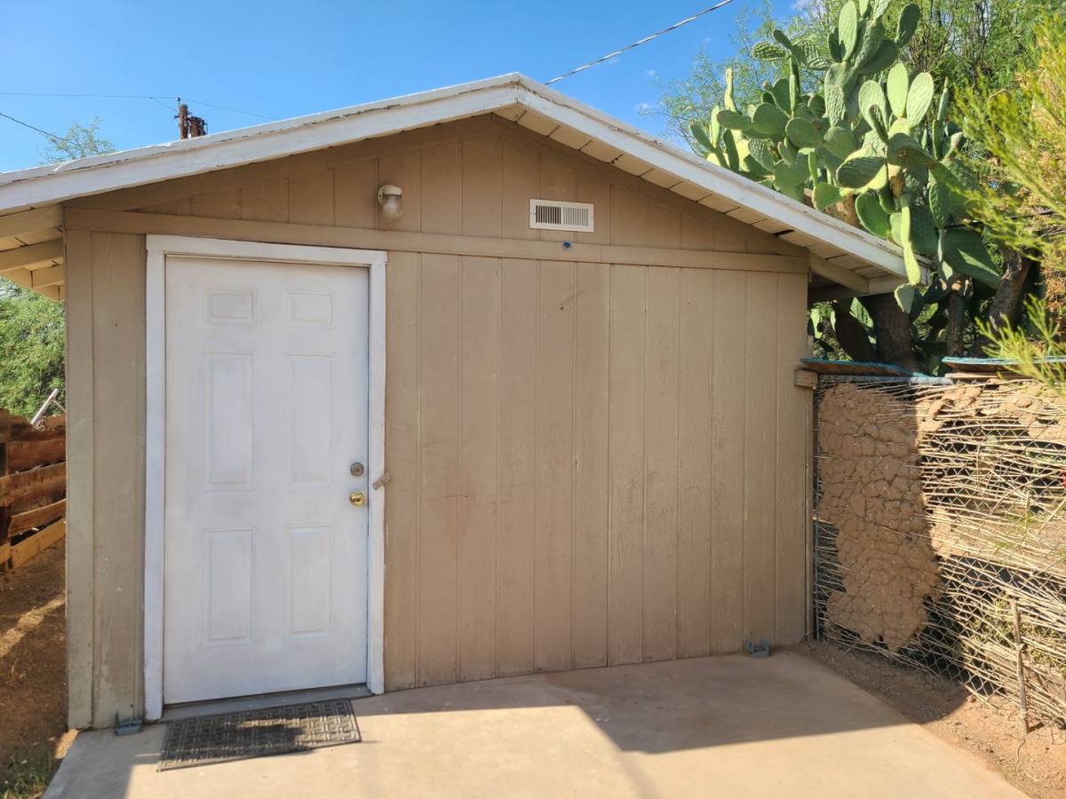 House for rent at 1250 E Allen Rd, Tucson, AZ 85719