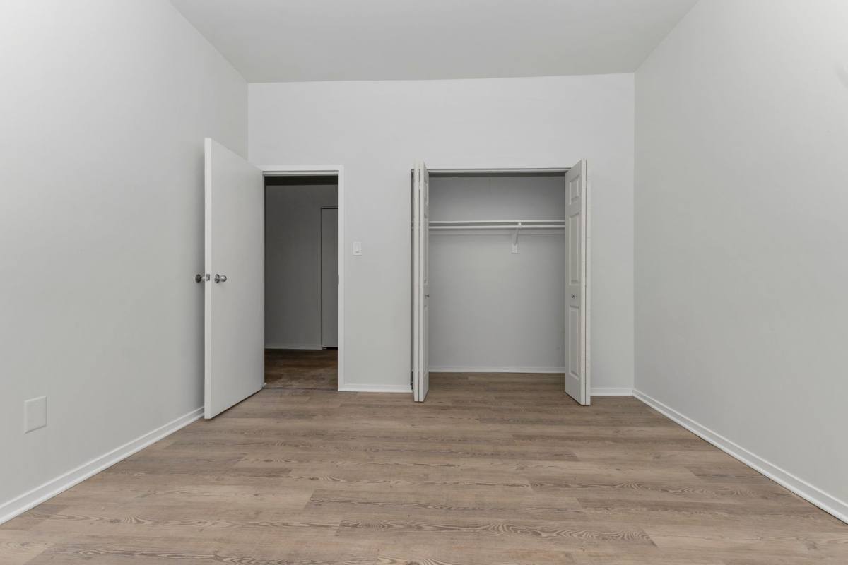 Apartment for rent at 4420-4426 S Michigan Ave, Chicago, IL 60653