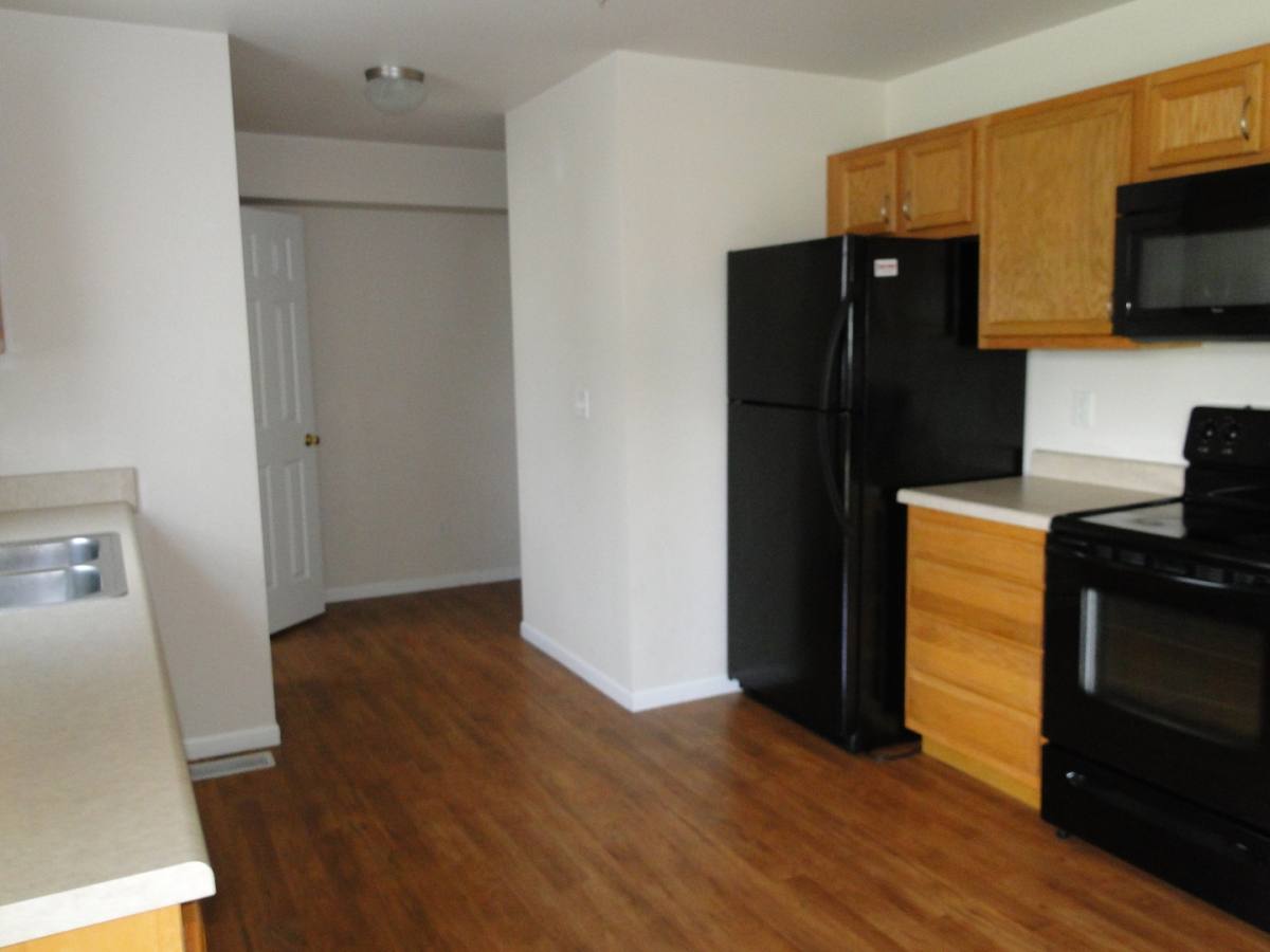 Apartment for rent at 22675 Hanley Lane, Saint Robert, MO 65584