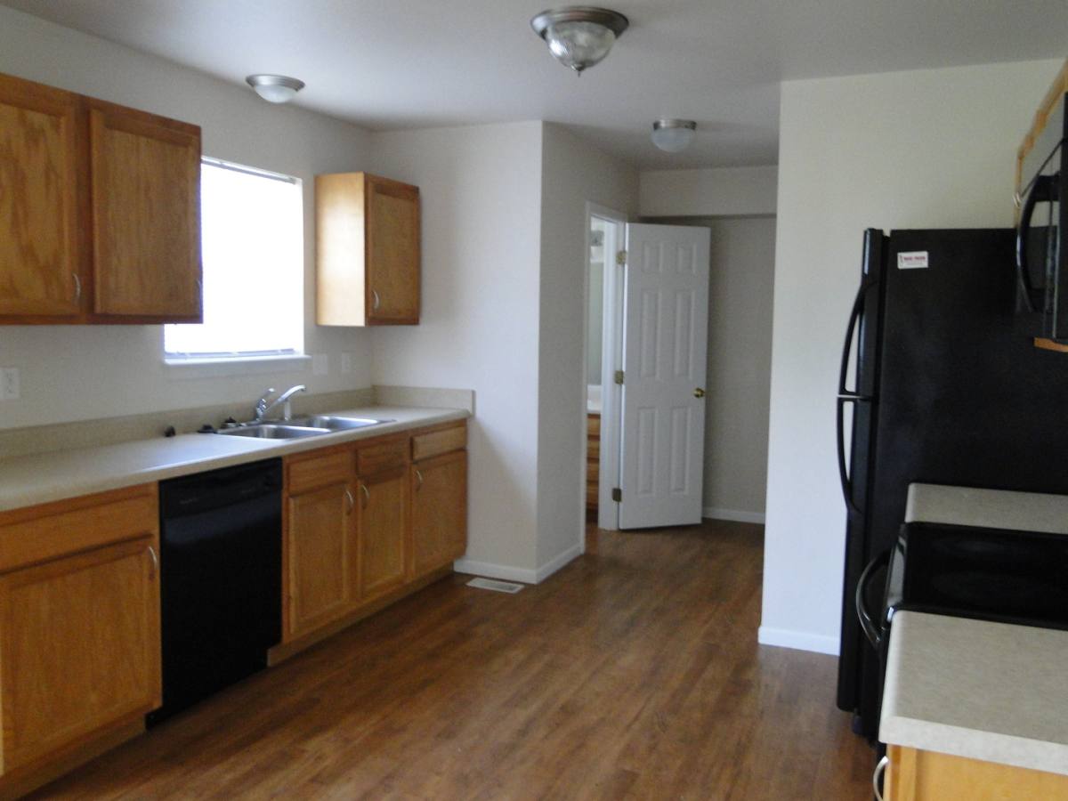 Apartment for rent at 22675 Hanley Lane, Saint Robert, MO 65584