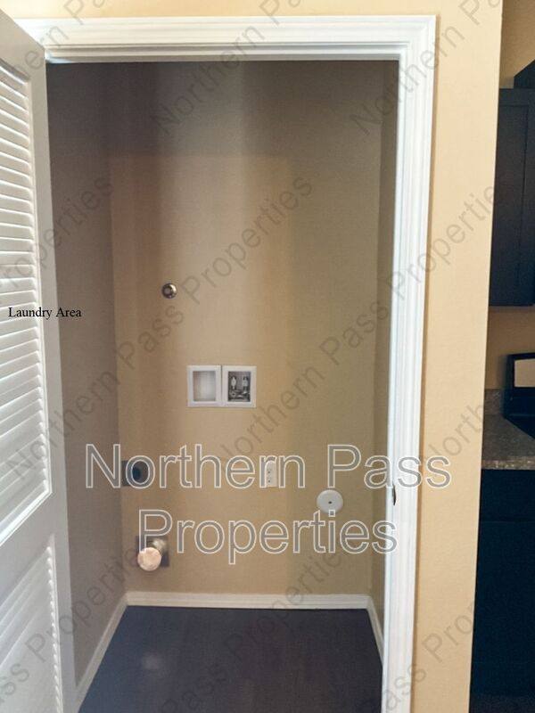 Apartment for rent at 8685 N Loop #B-4, El Paso, TX 79907