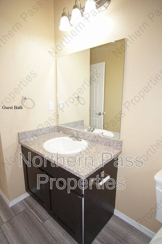 Apartment for rent at 8685 N Loop #B-4, El Paso, TX 79907