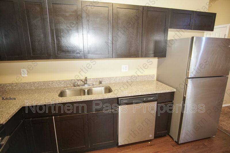 Apartment for rent at 8685 N Loop #B-4, El Paso, TX 79907