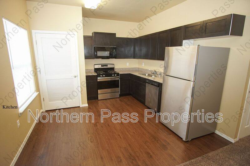 Apartment for rent at 8685 N Loop #B-4, El Paso, TX 79907