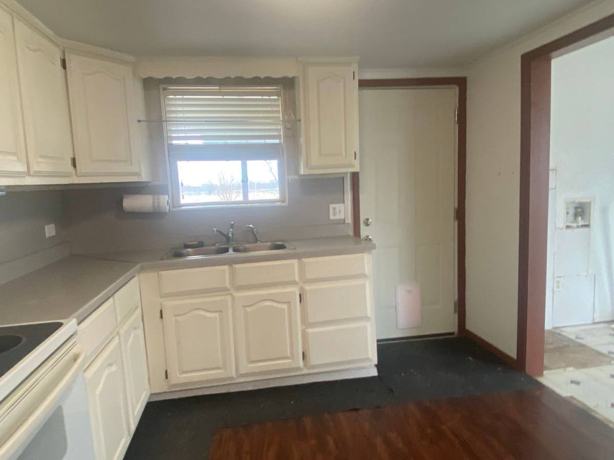 House for rent at 14015 Willow Grove Rd, Moody, TX 76557