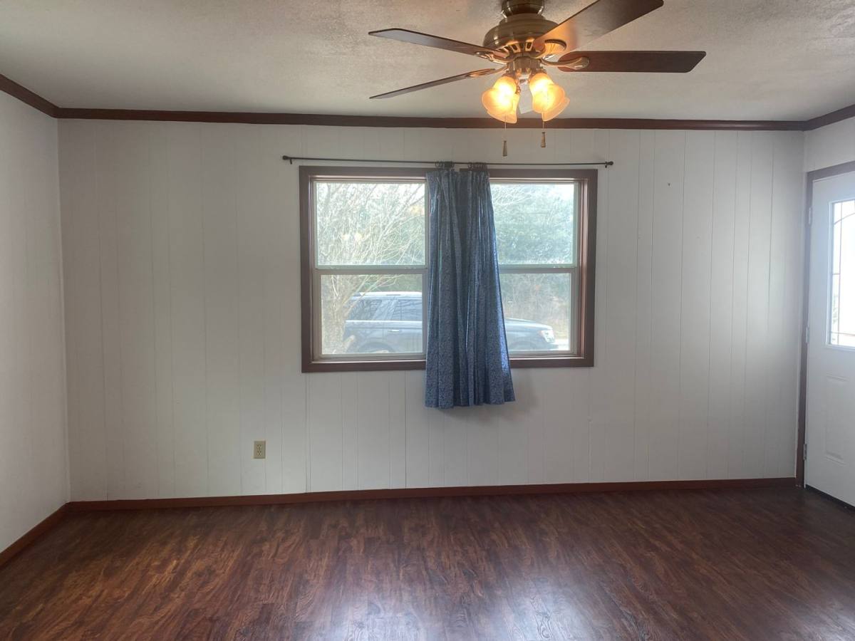 House for rent at 14015 Willow Grove Rd, Moody, TX 76557