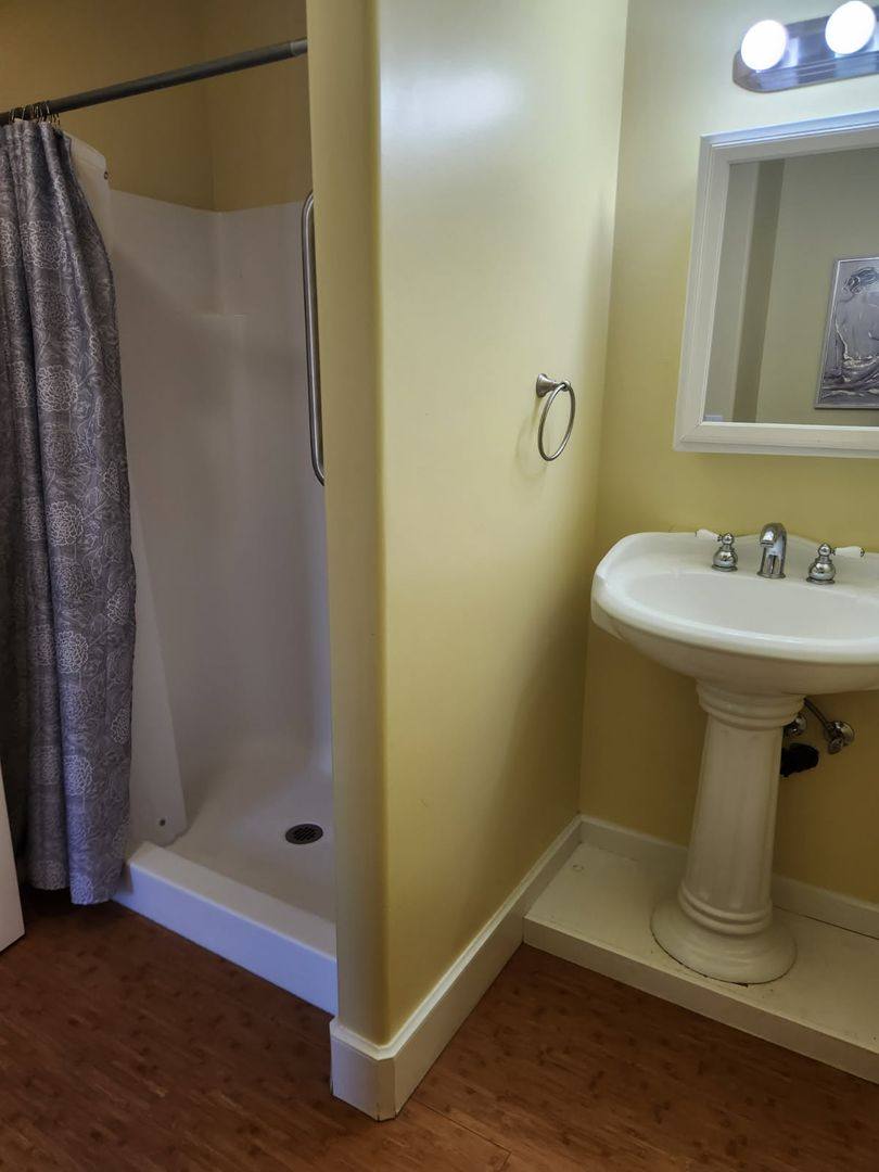 Apartment for rent at 1280 Oak St #JULIET, Ashland, OR 97520