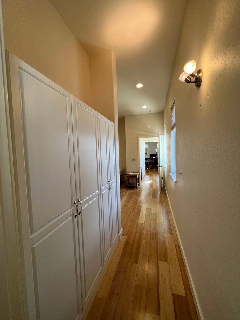 Apartment for rent at 1280 Oak St #ROSALIND, Ashland, OR 97520