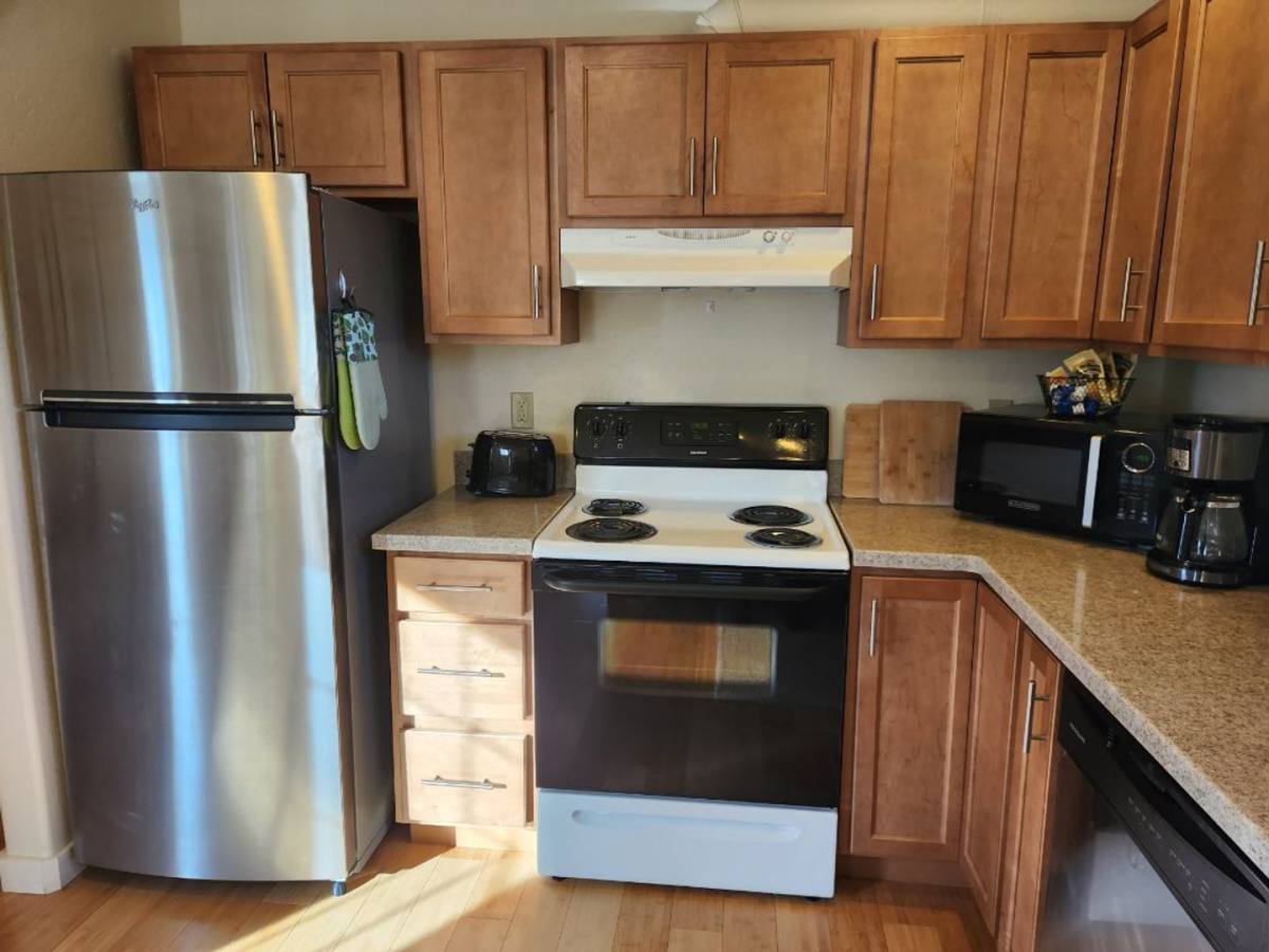 Apartment for rent at 1280 Oak St #MIRANDA, Ashland, OR 97520