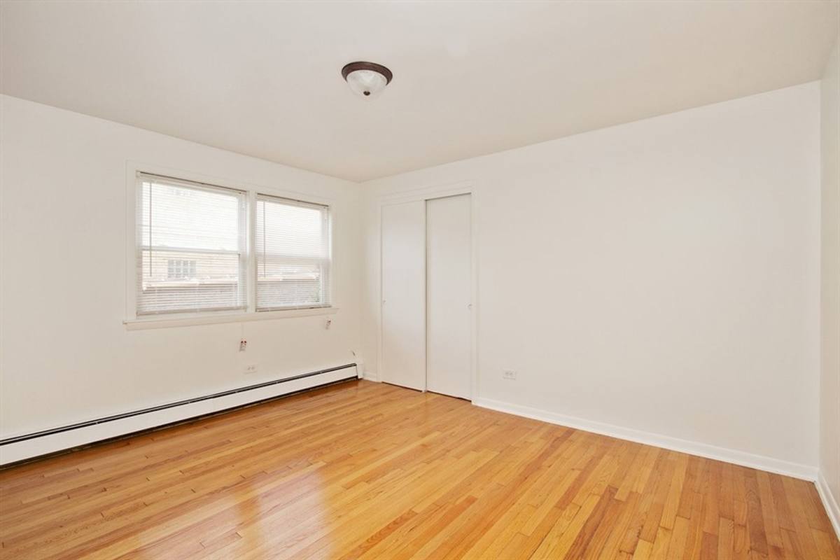 Apartment for rent at 8806 S Cottage Grove Ave, Chicago, IL 60619