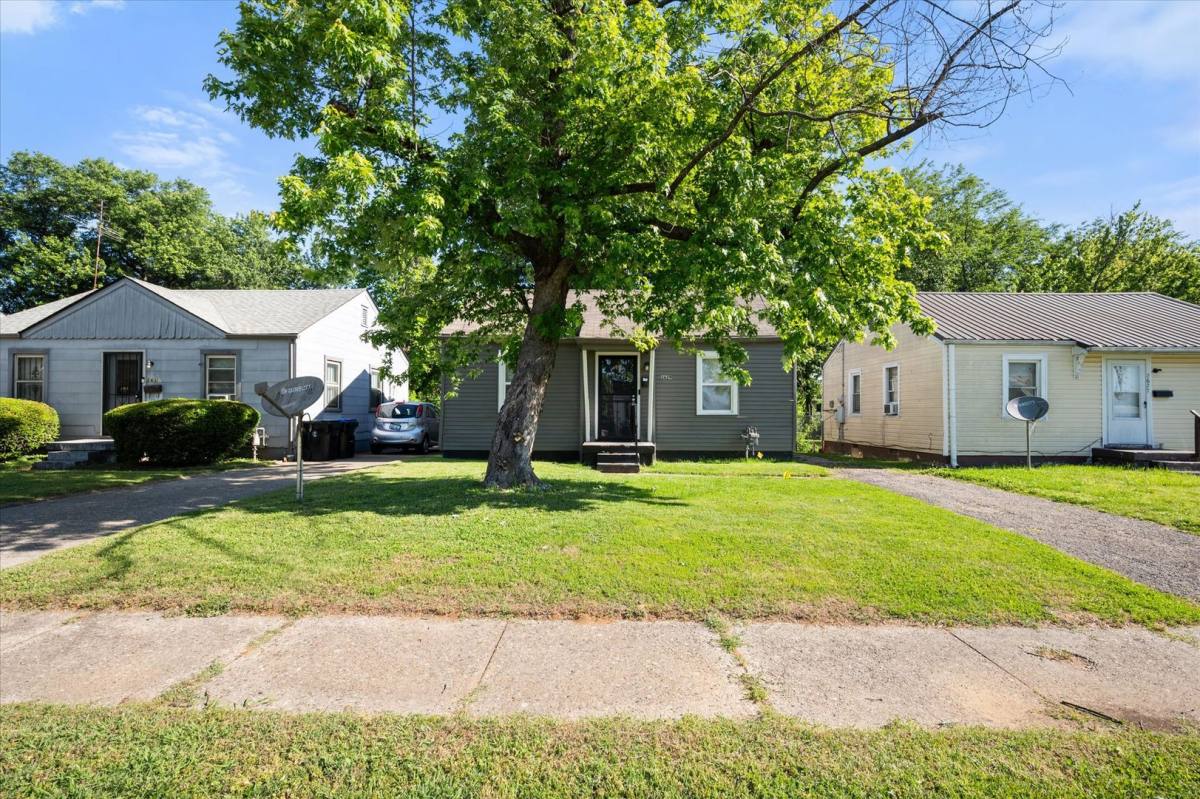 House for rent at 2629 Olive St, Louisville, KY 40210