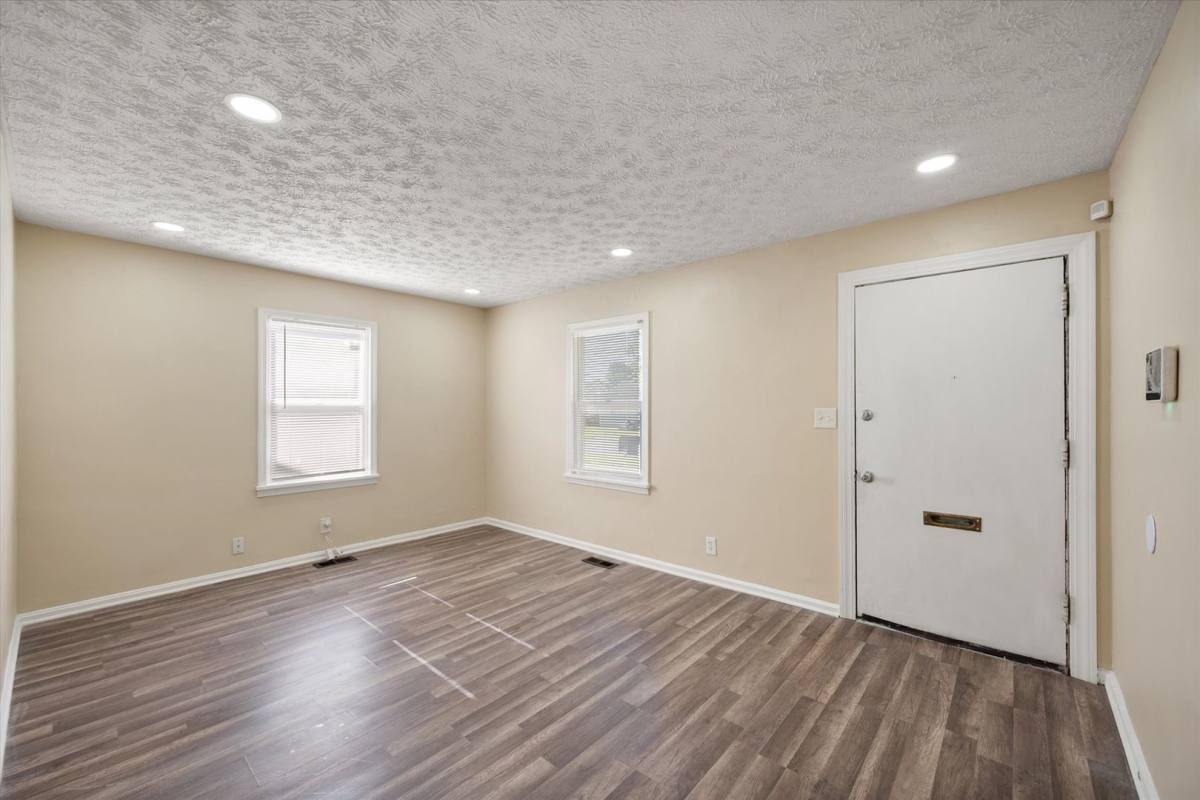 House for rent at 2629 Olive St, Louisville, KY 40210