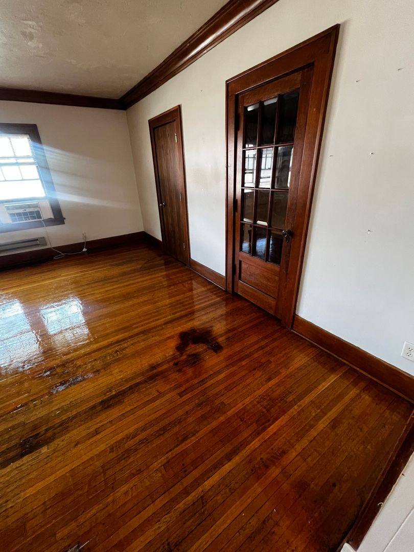 Apartment for rent at 1340 Plum St, Lincoln, NE 68502
