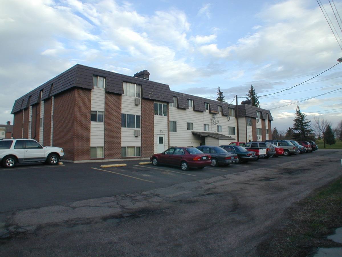 Apartment for rent at 4600-01-11-12 Hilltop Ave, Cheyenne, WY 82009