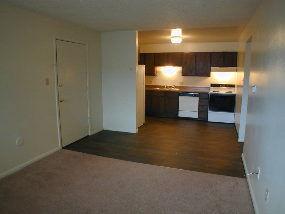 Apartment for rent at 4600-01-11-12 Hilltop Ave, Cheyenne, WY 82009