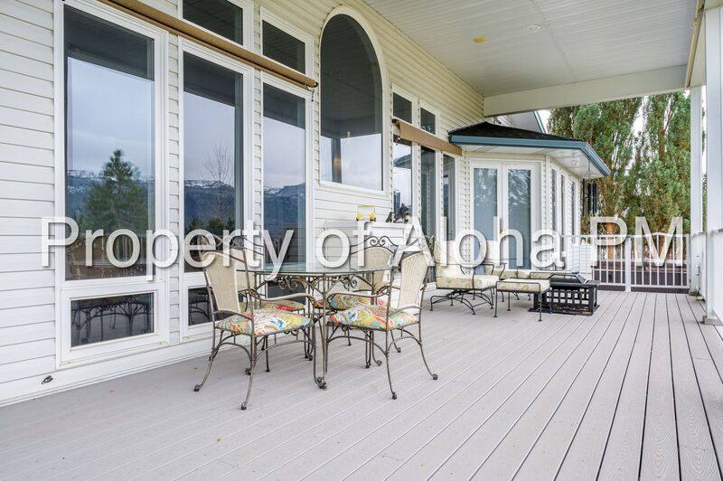 House for rent at 108 Lakeshore Dr, Cascade, ID 83611