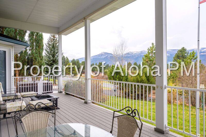 House for rent at 108 Lakeshore Dr, Cascade, ID 83611