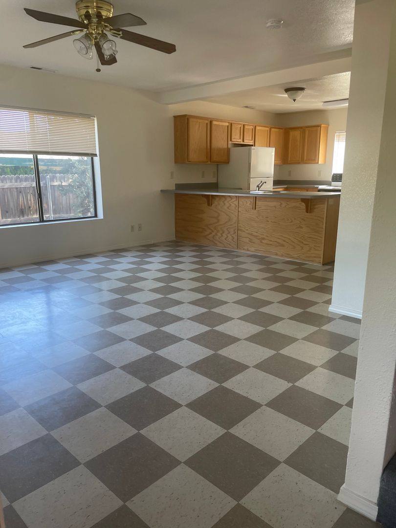 House for rent at 1506 S Yale #A, Flagstaff, AZ 86001