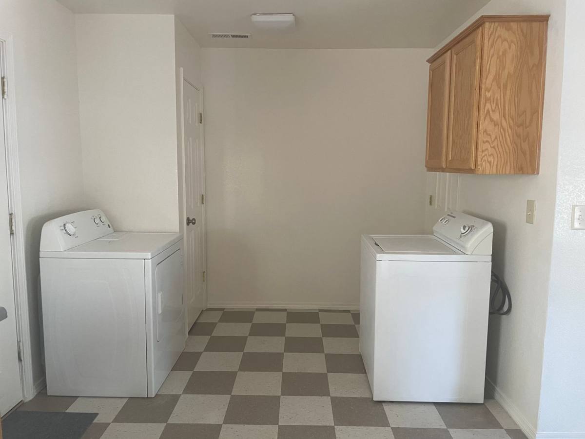 House for rent at 1506 S Yale #A, Flagstaff, AZ 86001