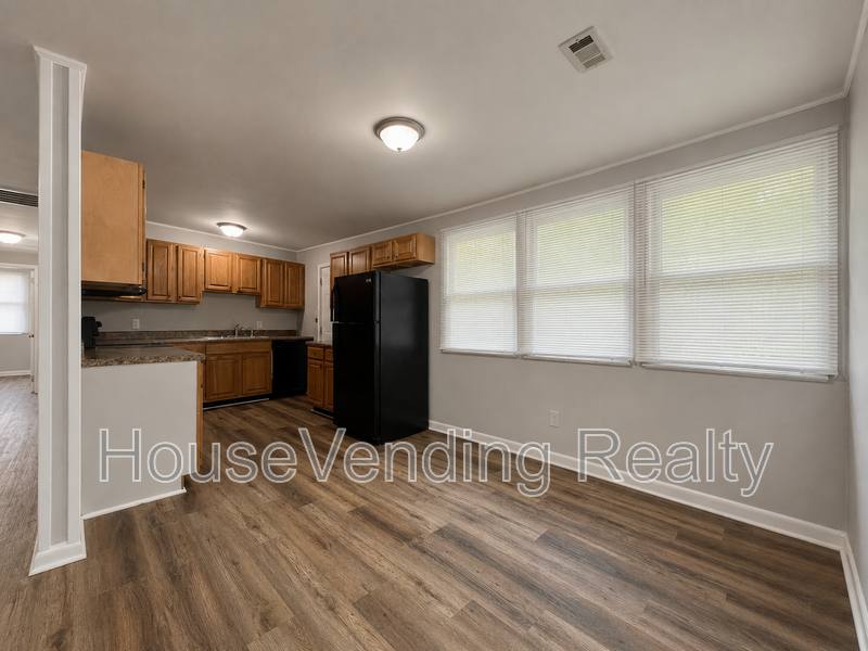 House for rent at 2221 Compton Dr, Maryville, TN 37804
