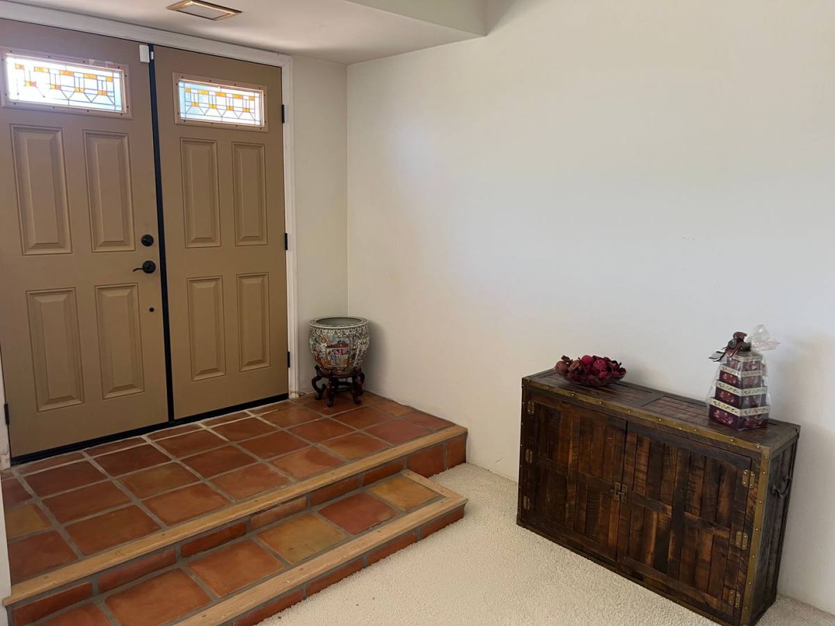 House for rent at 18332 Orange St, Hesperia, CA 92345