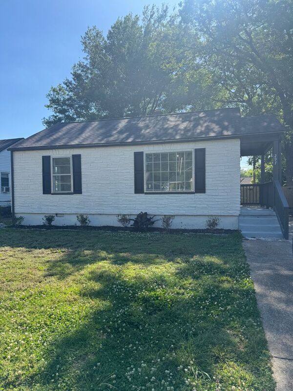 House for rent at 297 Eastview St, Memphis, TN 38112