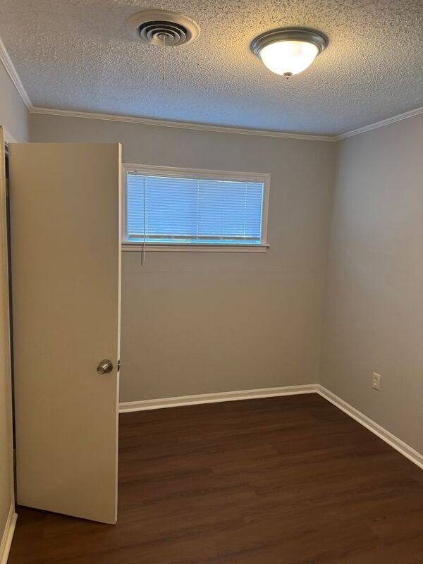 House for rent at 297 Eastview St, Memphis, TN 38112
