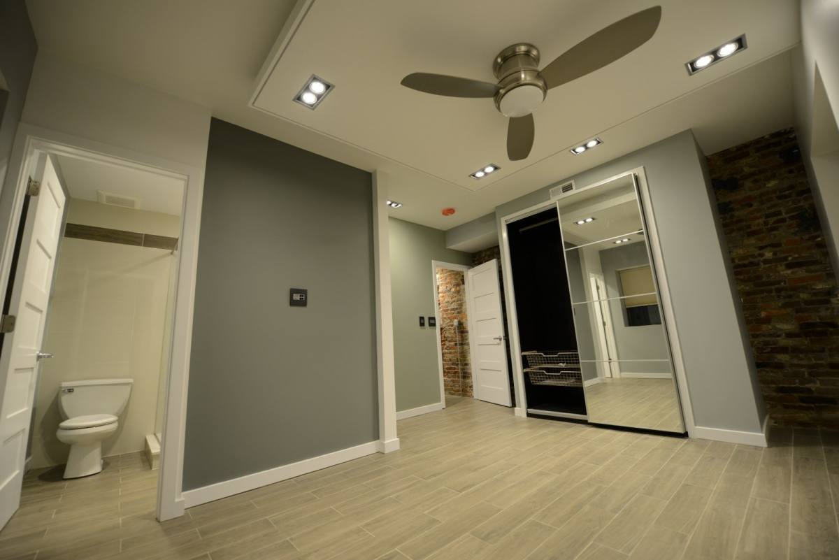 Apartment for rent at 616 S 5th St, Philadelphia, PA 19147