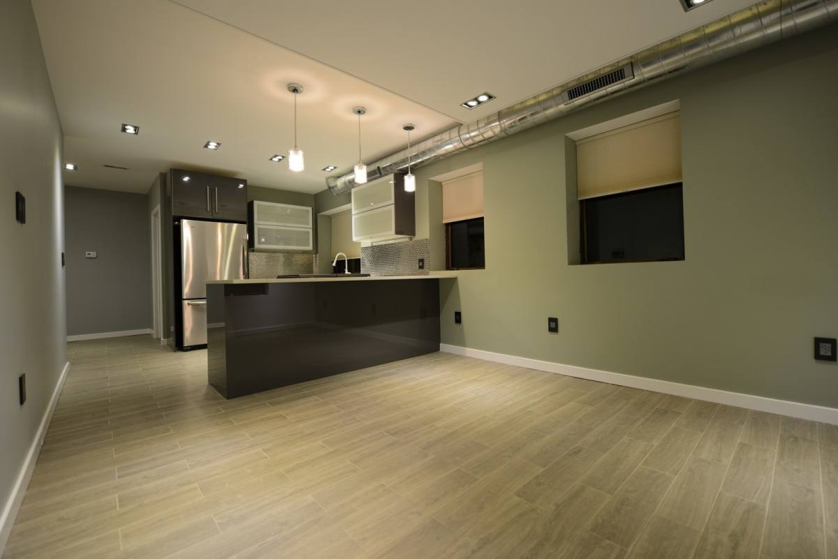 Apartment for rent at 616 S 5th St, Philadelphia, PA 19147