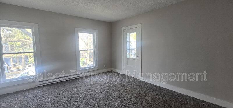 Apartment for rent at 1235 Huestis Ave #B, Fort Wayne, IN 46807