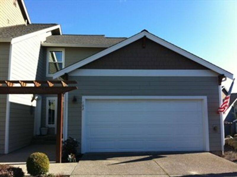 Townhouse for rent at 910 Medical Center #F102, Arlington, WA 98223