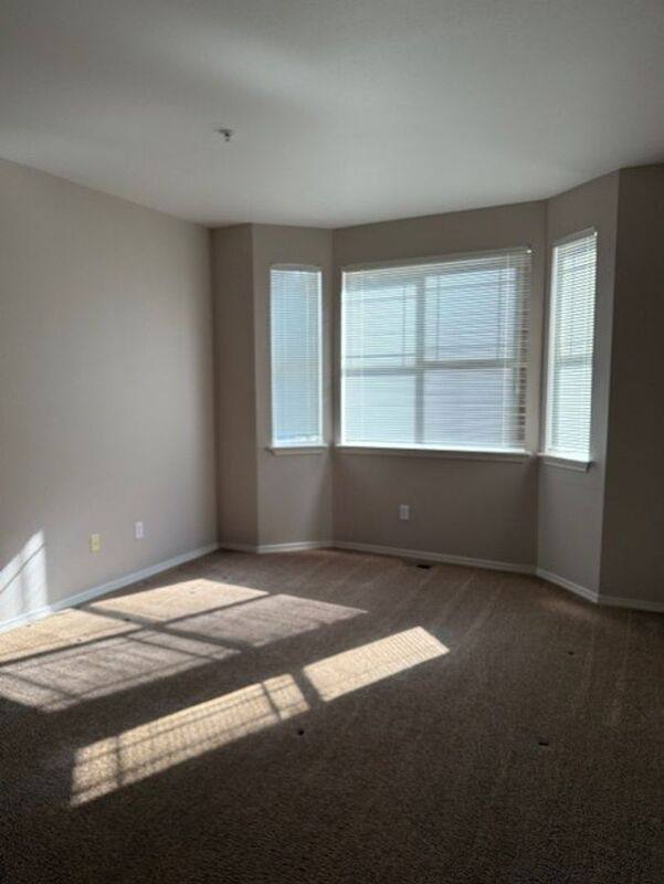 Townhouse for rent at 910 Medical Center #F102, Arlington, WA 98223