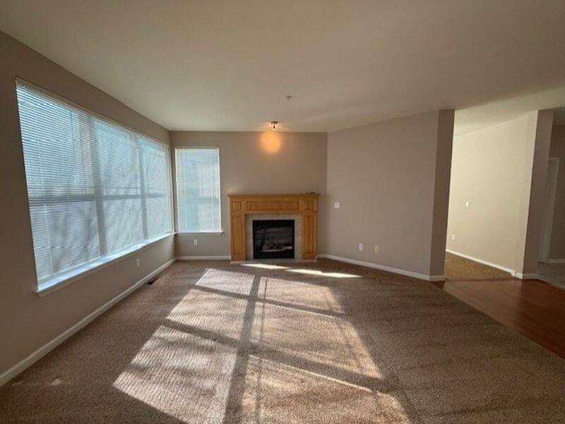Townhouse for rent at 910 Medical Center #F102, Arlington, WA 98223