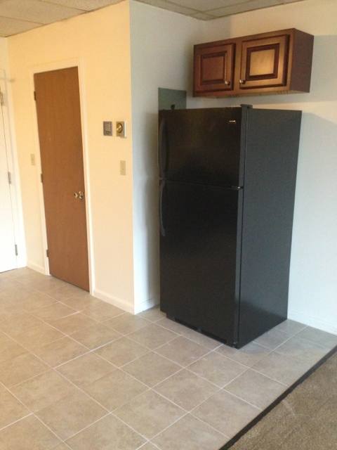 Apartment for rent at 497-499 Silver St, Manchester, NH 03103