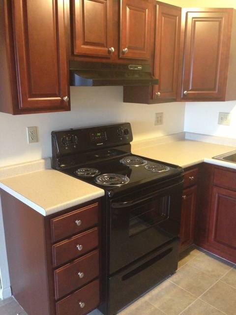 Apartment for rent at 497-499 Silver St, Manchester, NH 03103