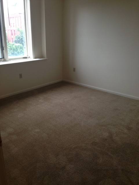 Apartment for rent at 497-499 Silver St, Manchester, NH 03103