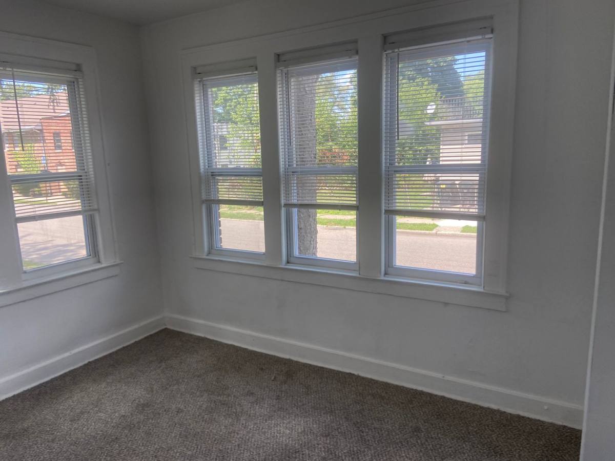 Apartment for rent at 18475 Wexford, Oak Park, MI 48237