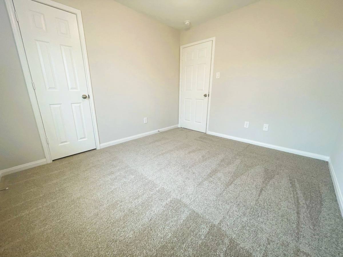 House for rent at 350 County Rd, Cleveland, TX 77327