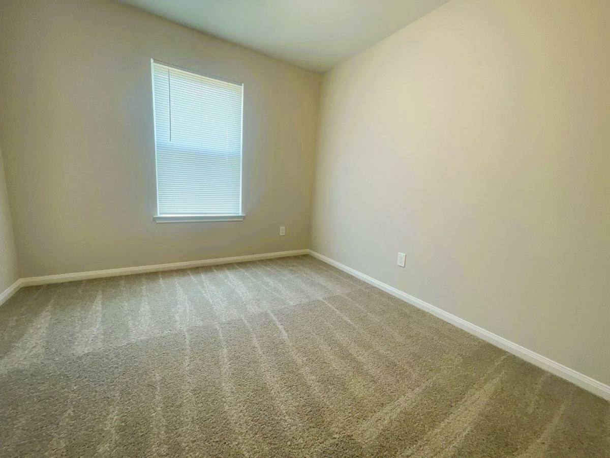 House for rent at 350 County Rd, Cleveland, TX 77327
