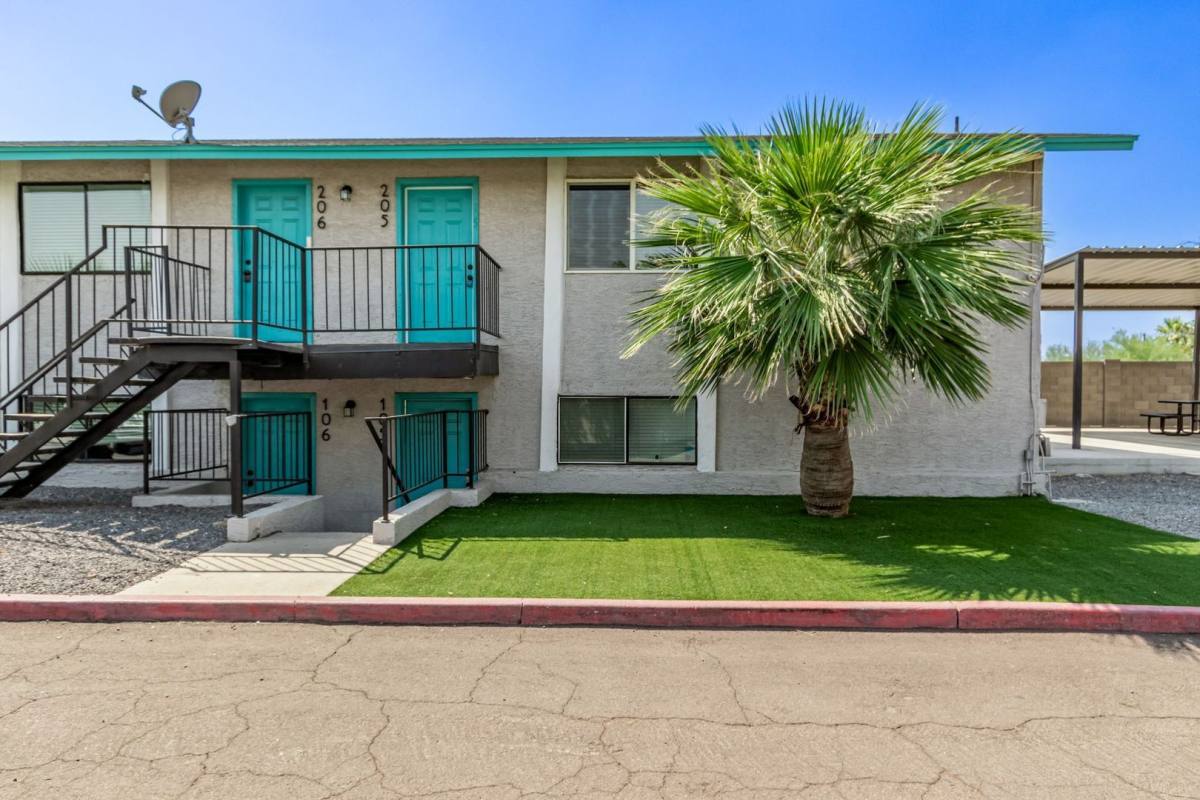 Apartment for rent at 1725 E Cambridge Ave, Phoenix, AZ 85006