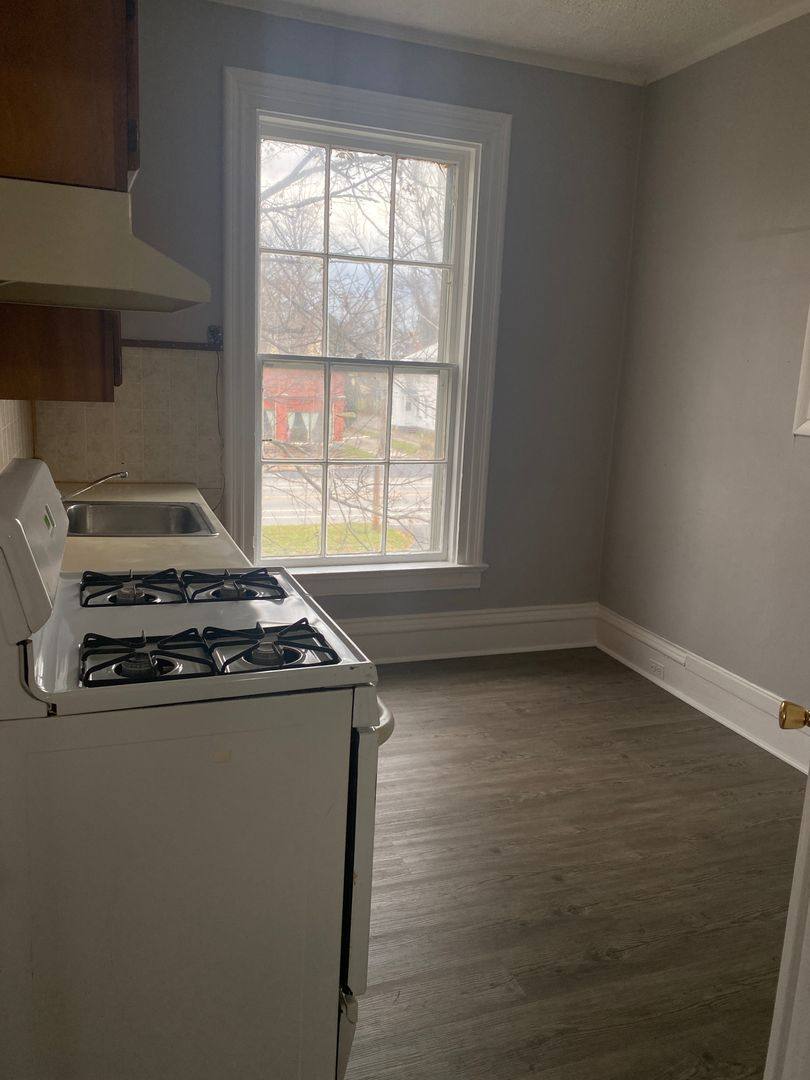 Apartment for rent at 240 W Main St, Palmyra, NY 14522