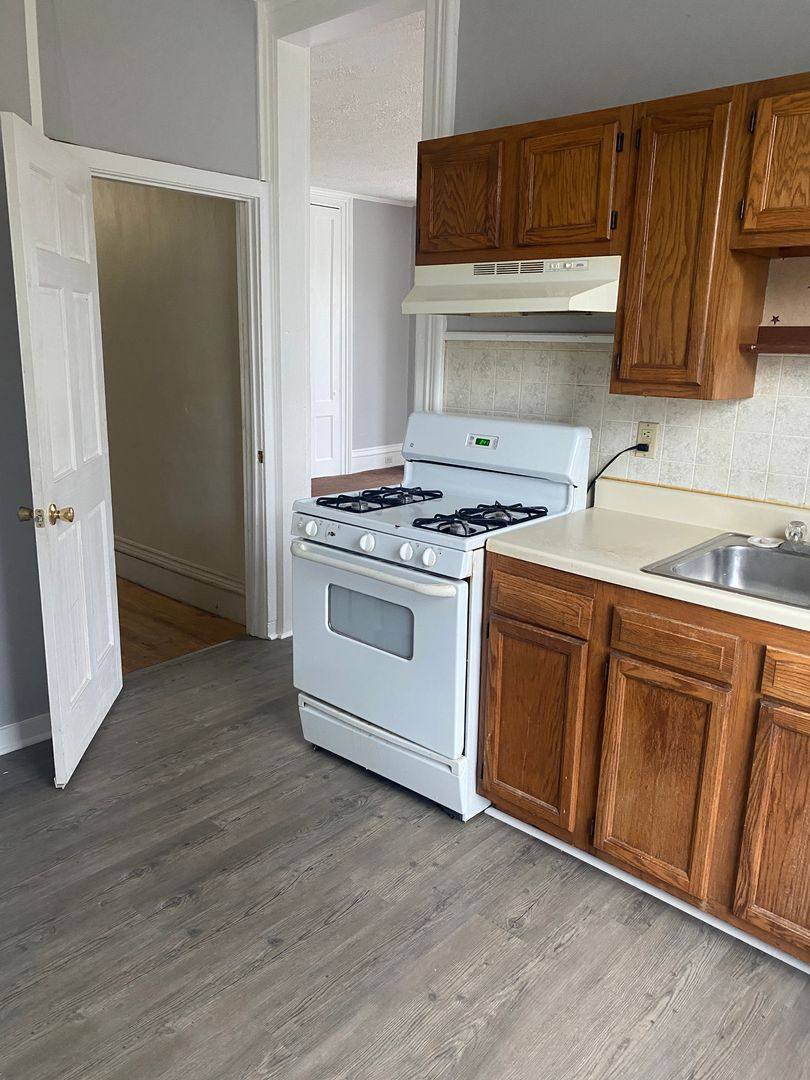 Apartment for rent at 240 W Main St, Palmyra, NY 14522