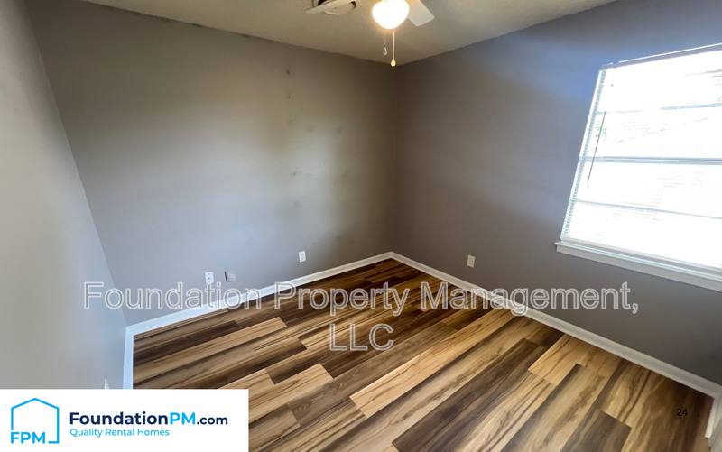 House for rent at 872 Western Park Dr, Memphis, TN 38109