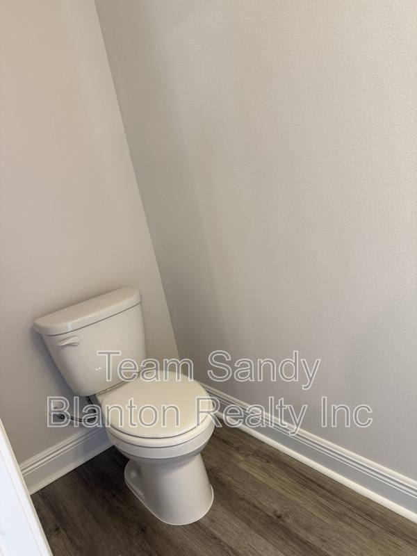 Townhouse for rent at 3984 Pendragon Circle #1, Milton, FL 32583