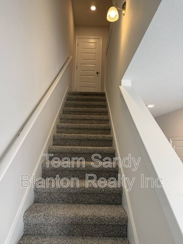 Townhouse for rent at 3984 Pendragon Circle #1, Milton, FL 32583
