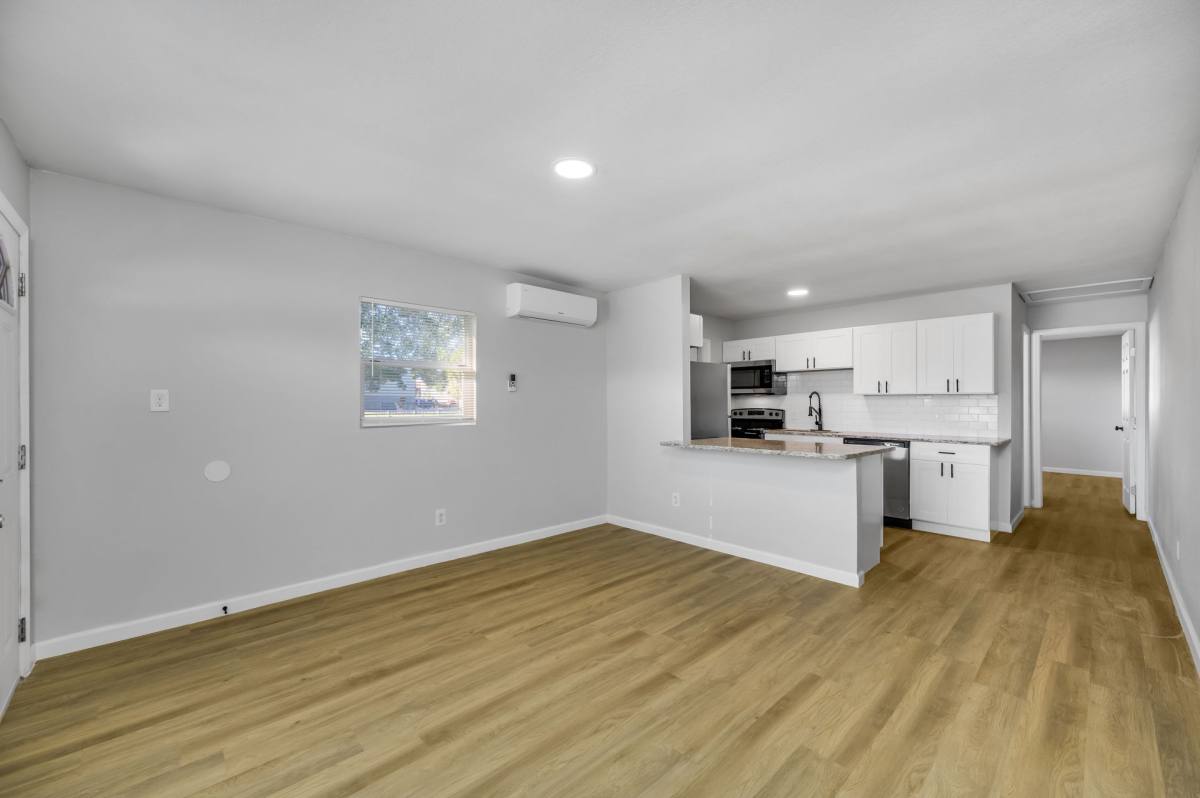 Apartment for rent at 5106 E Columbus Dr, Tampa, FL 33619