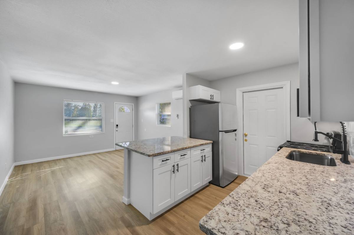 Apartment for rent at 5106 E Columbus Dr, Tampa, FL 33619