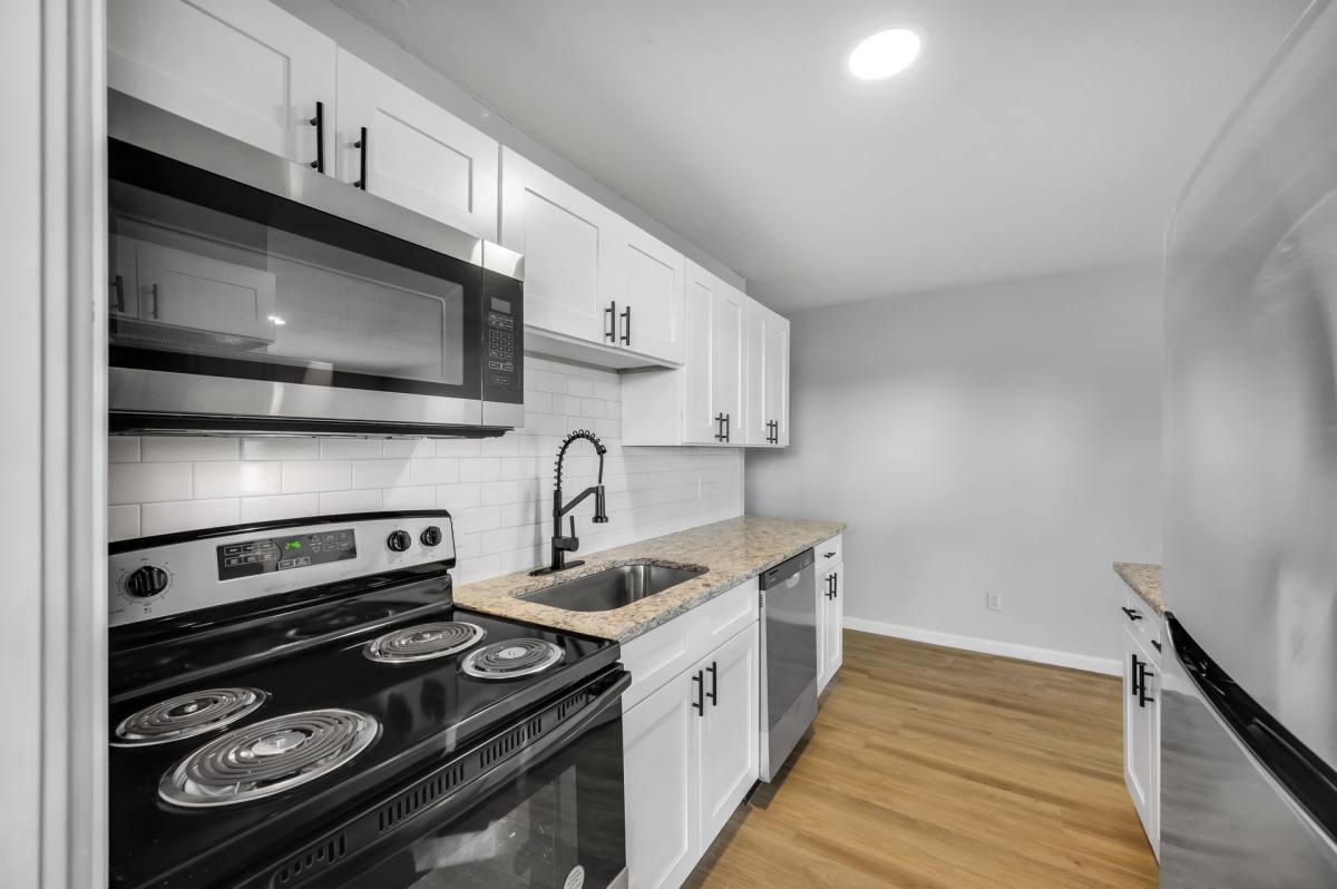 Apartment for rent at 5106 E Columbus Dr, Tampa, FL 33619