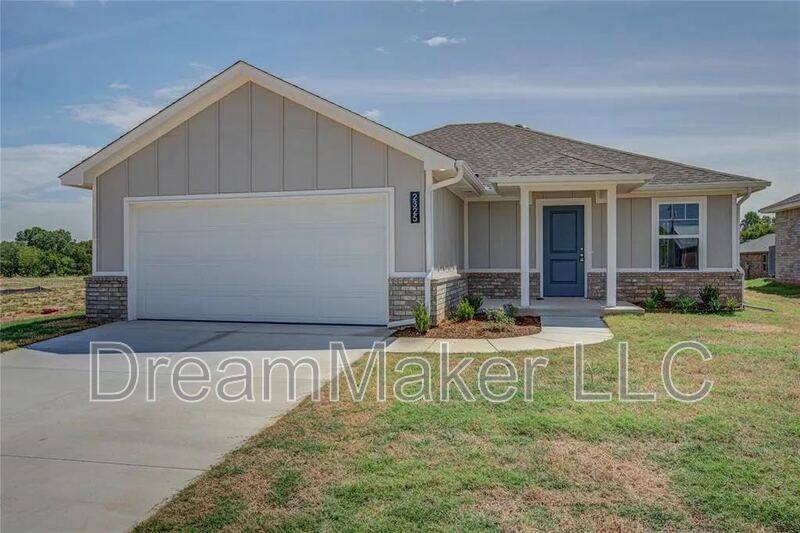 House for rent at 2325 S 28th Terrace, Chickasha, OK 73018