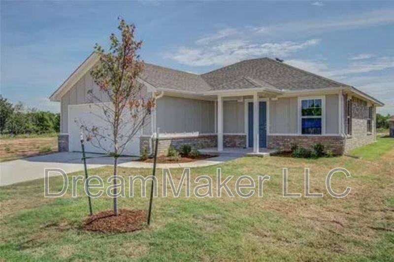 House for rent at 2325 S 28th Terrace, Chickasha, OK 73018